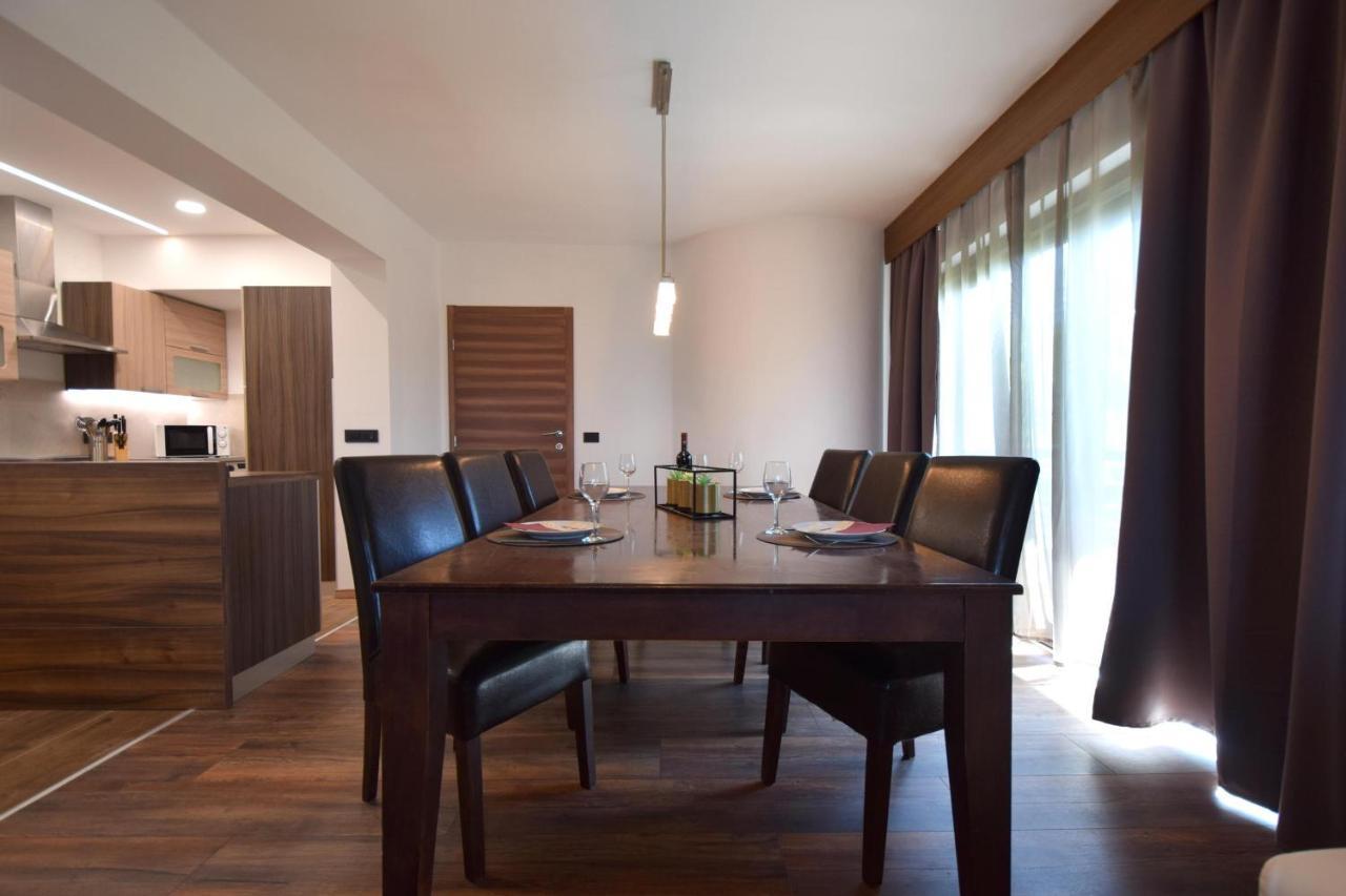 Apartments Antonija Малинска Экстерьер фото