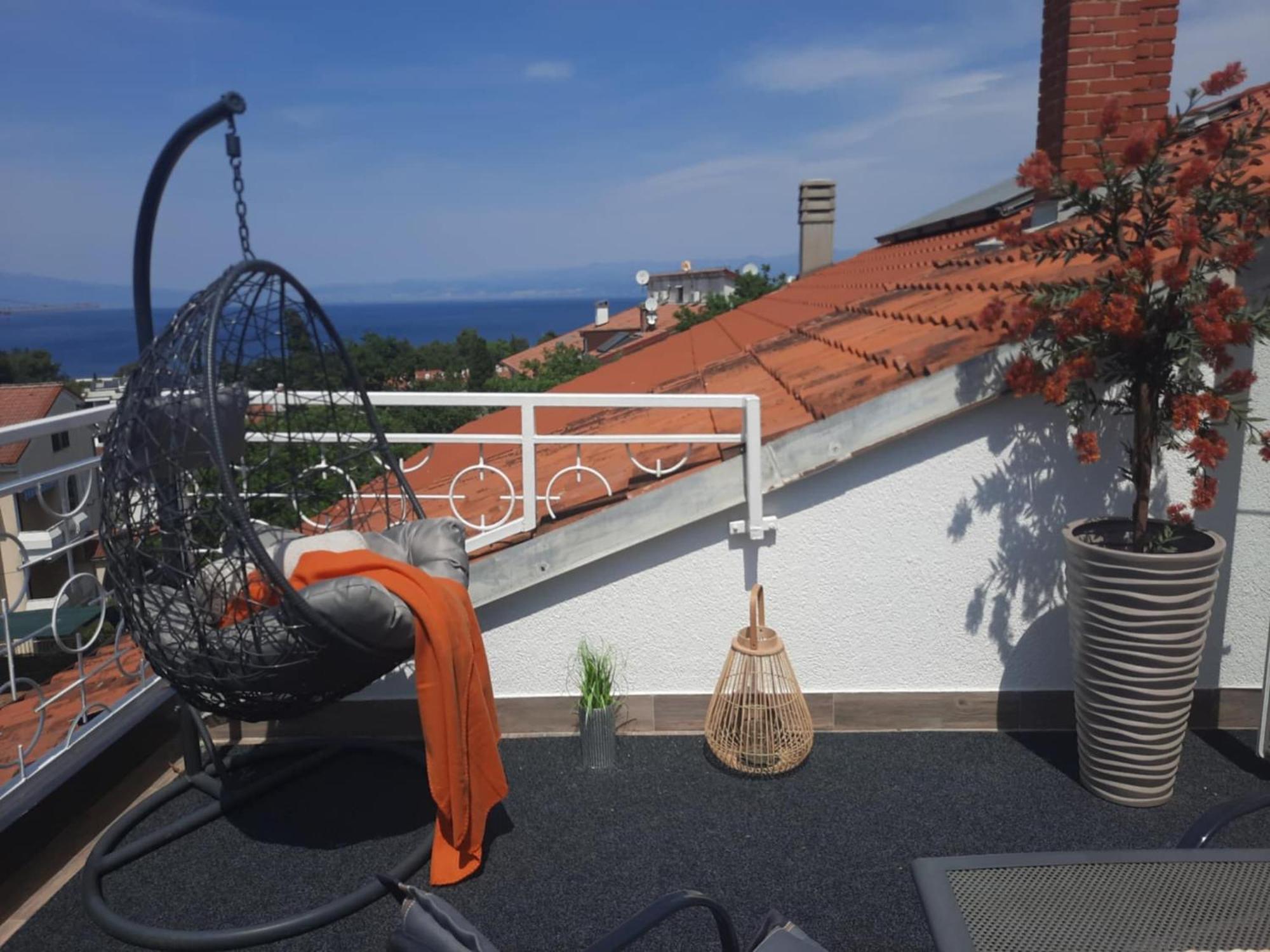Apartments Antonija Малинска Экстерьер фото