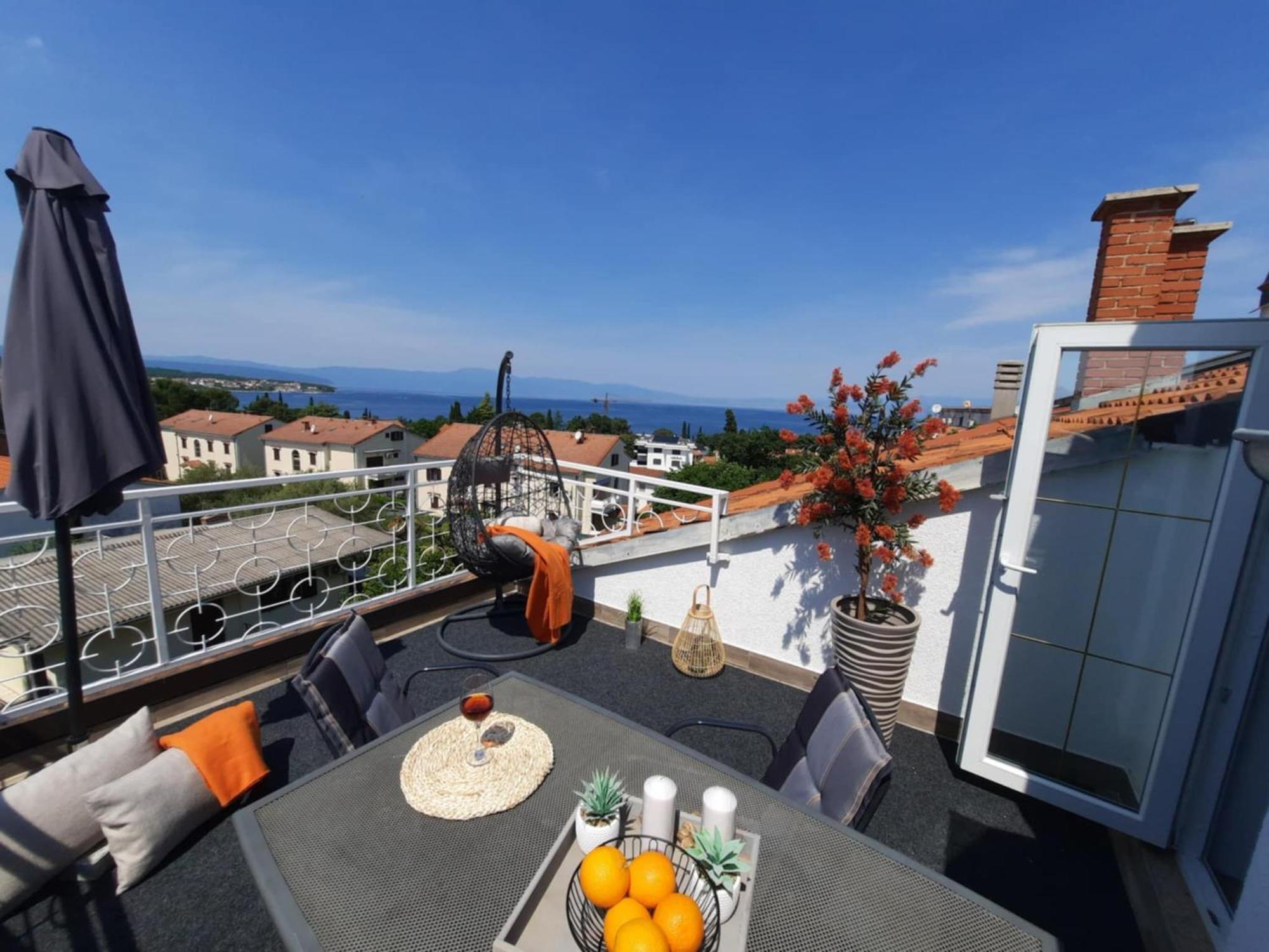 Apartments Antonija Малинска Экстерьер фото